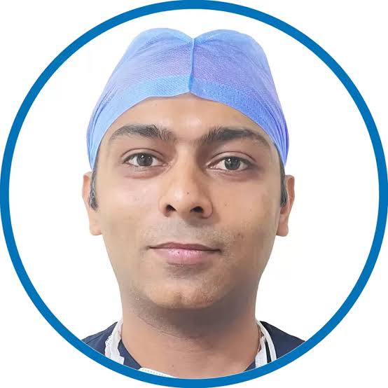 Dr Dhruv Kamra